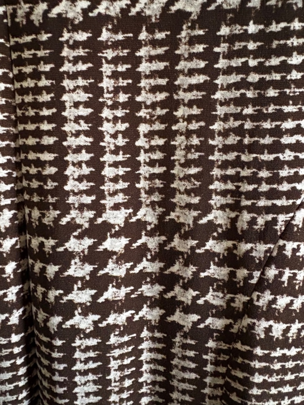 NORMA KAMALI Houndstooth Long Sleeve Turtle Fishtail Midi Dress Chocolate Plaid - Picture 5 of 5